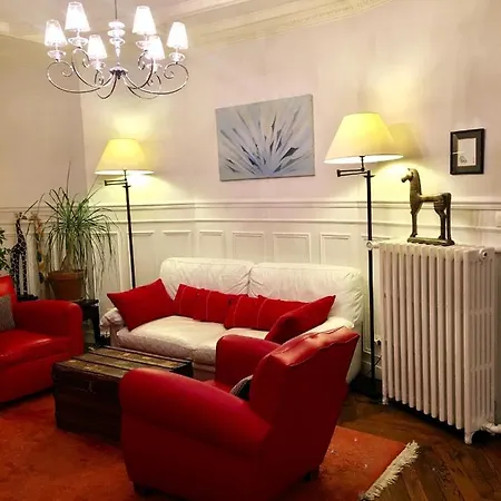 Apartment 2 Bedrooms Chic 18th District *